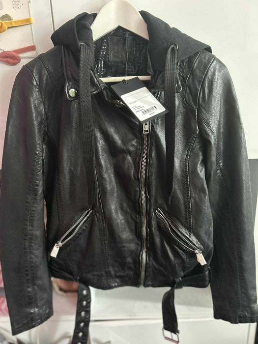 Кожено яке  НОВО