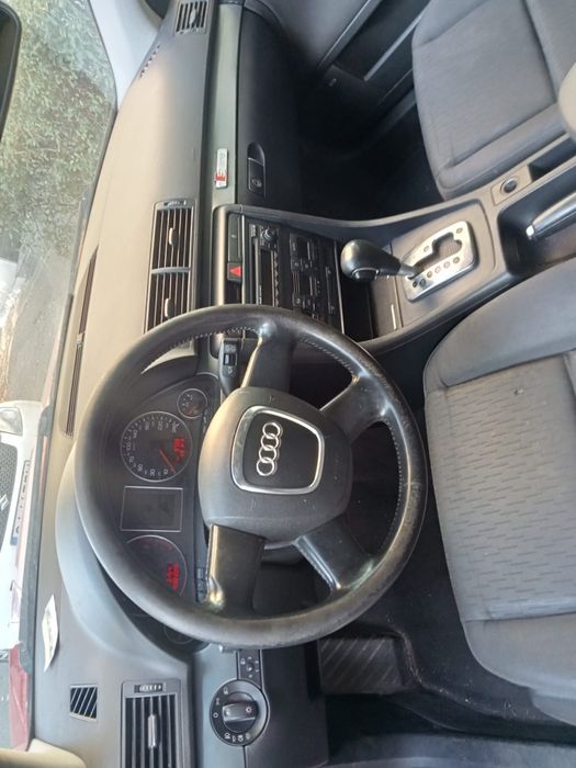 AUDI A4 2008 — imagine 2