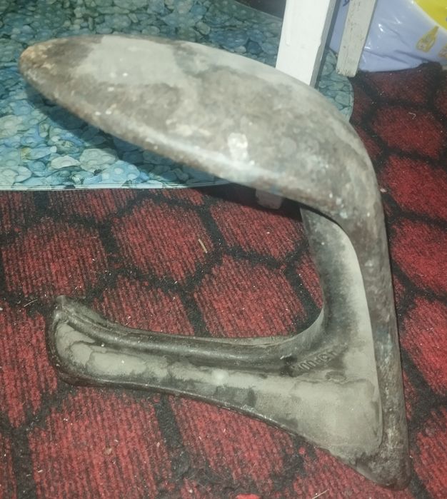 Продам сапожную лапу