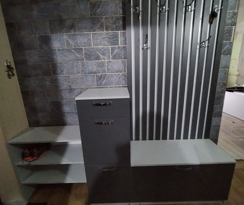 Продается прихожая