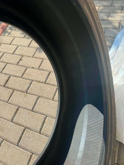 Зимна Гума 285/40/21