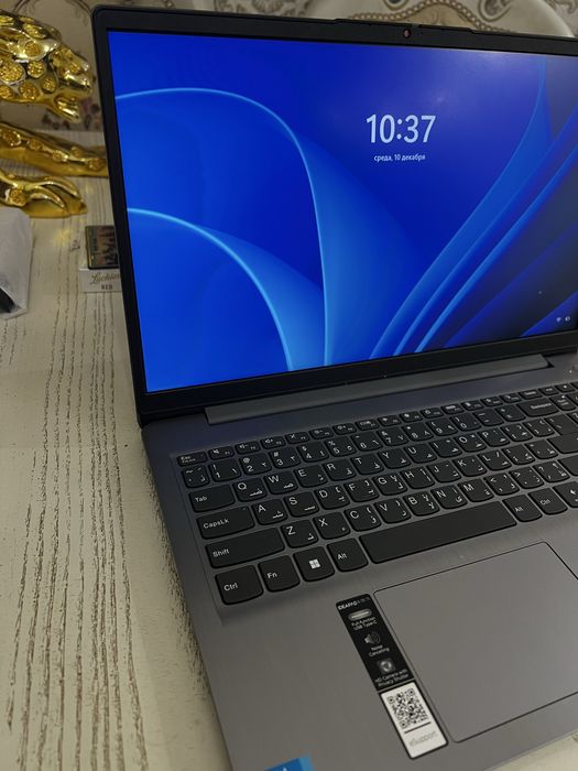 Lenovo IdeaPad 3\15au7 15”