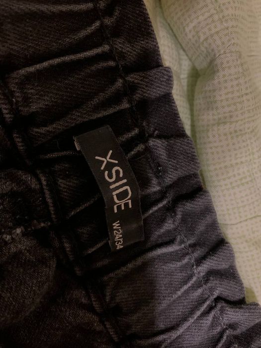 продам черные джинсы в хорошем состоянии