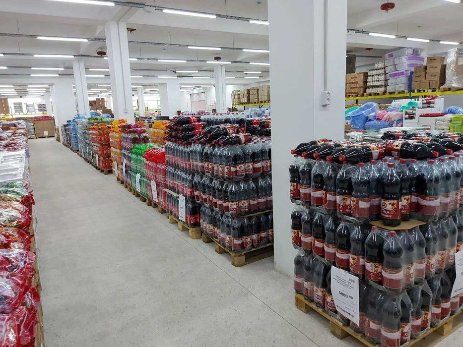 1300 кв.м на Янгиабаде (1-й этаж)