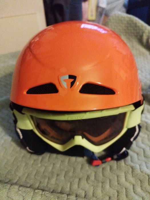 горнолыжный шлем детский