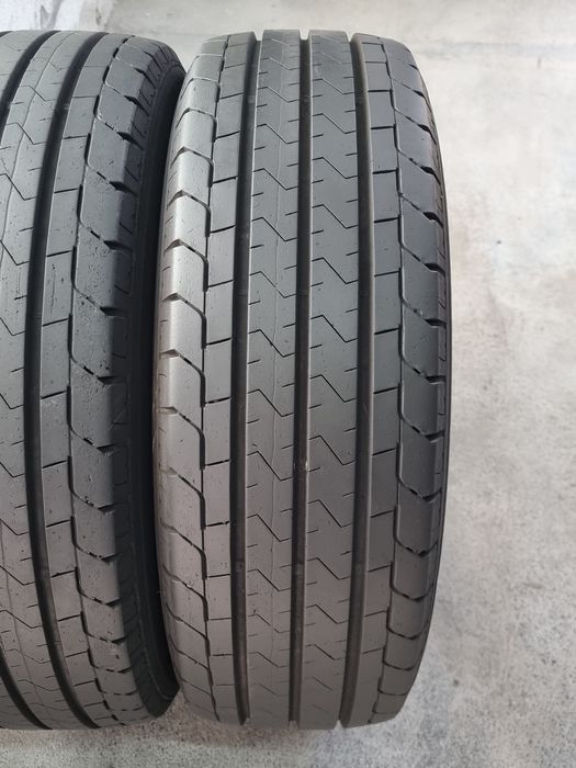 "Dot 23" 225/65/16 C Brigestone 2Броя: 130€ 9мм