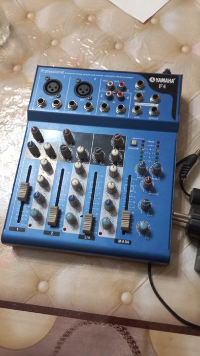 YAMAHA F4 с гарантией