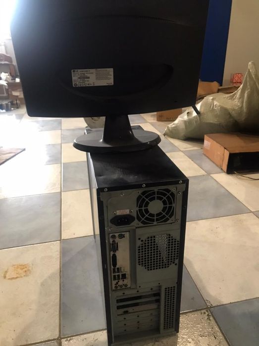 Продам мониторы и блоки