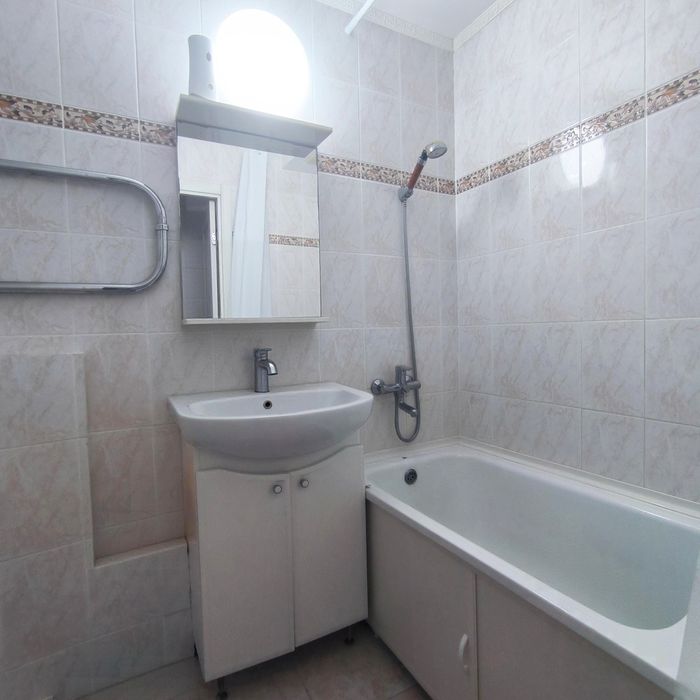Продам 3 комнатную квартиру