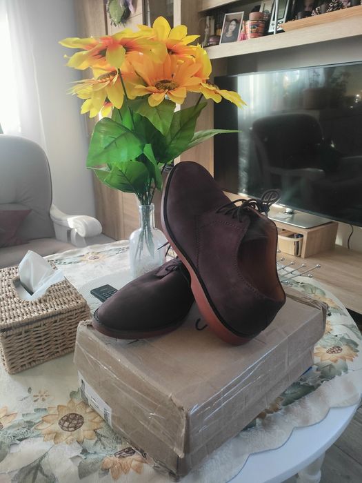 Pantofi Clarks piele nabuc maro închis 44 că noi