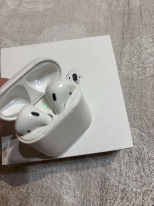 Продам AirPods бу оригинал