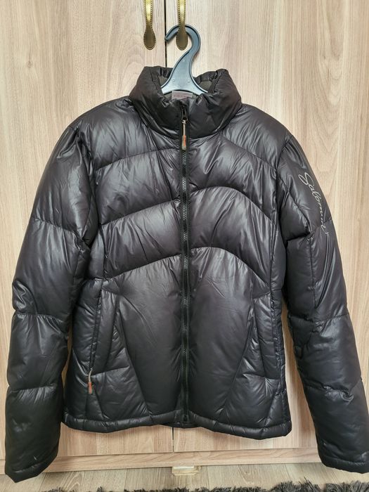 Куртка женская пуховик.