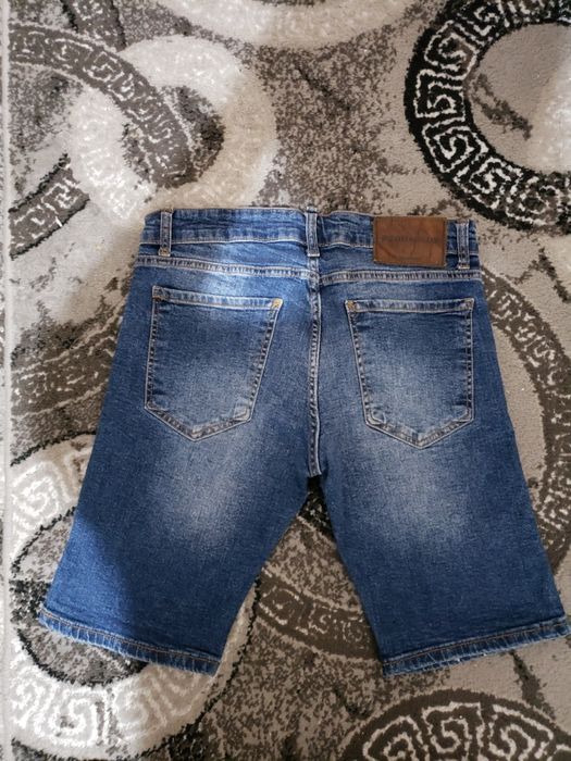 Мъжко яке Dsquared2 и Мъжки къси дънки Dsquared2