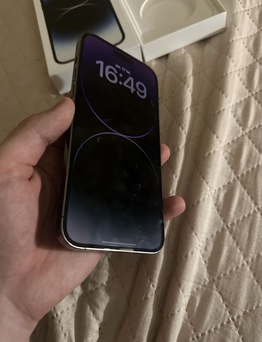 iPhone 14 pro ..