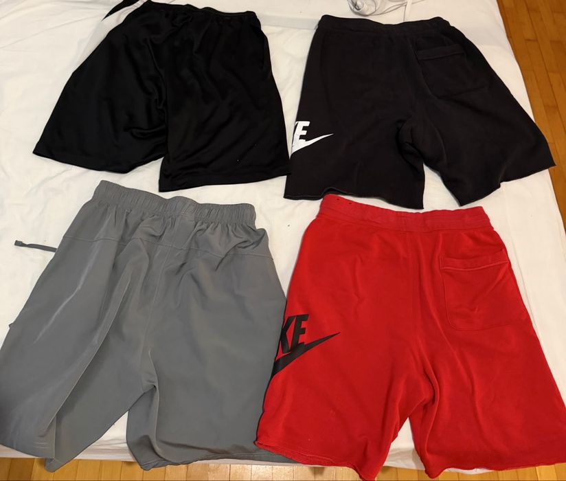 Къси панталони Nike по 20 евро