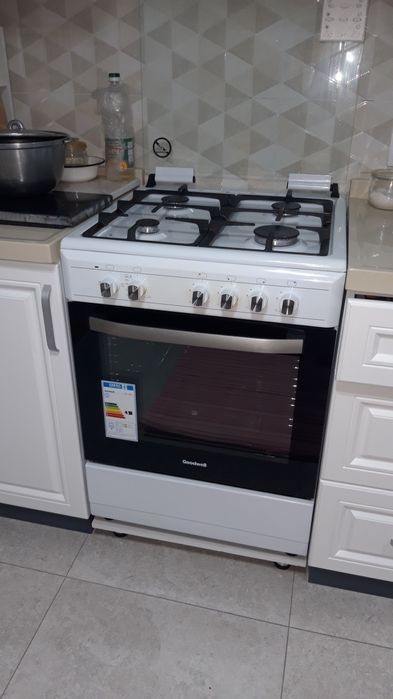 Ремонт газовых электрических плит,вытяжки и духавие шкаф