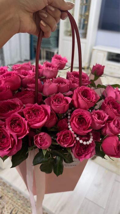 2мартка  караган туны келген гул,свежий