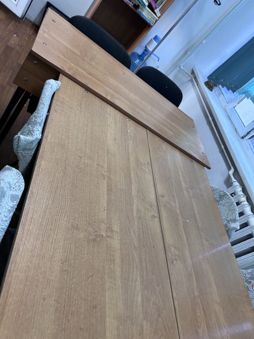 Продам парты со стульями