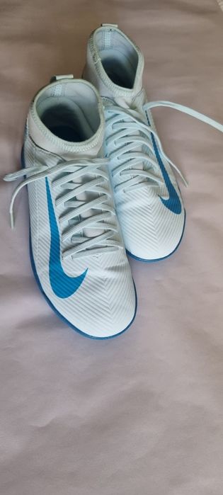 Vand ghete fotbal Nike Mercurial mar. 36