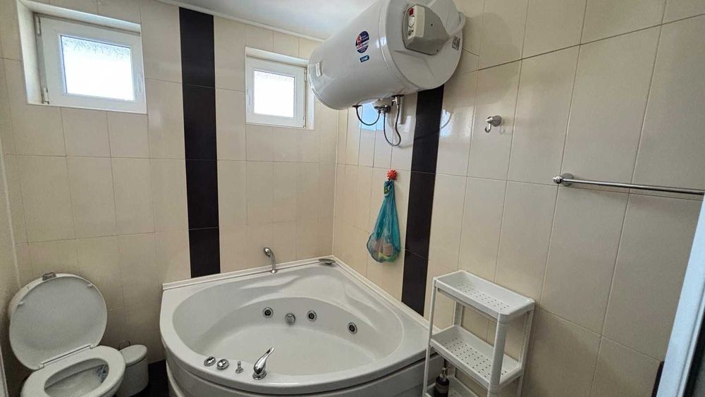 Луксозен триетажен пентхаус в к-с Нев, Сарафово