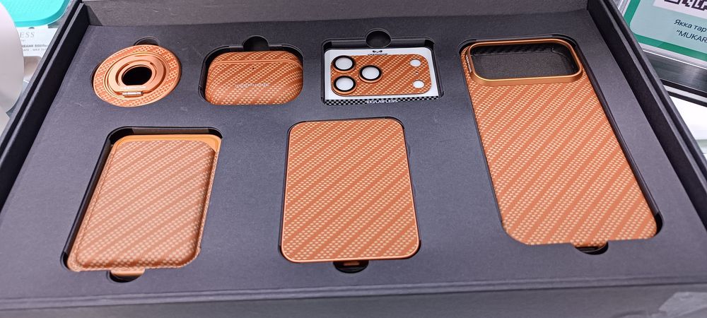 Комбо на iPhone  17 pro max