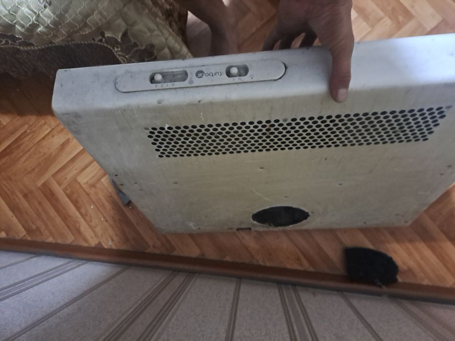 Продаётся вытяжка для кухни