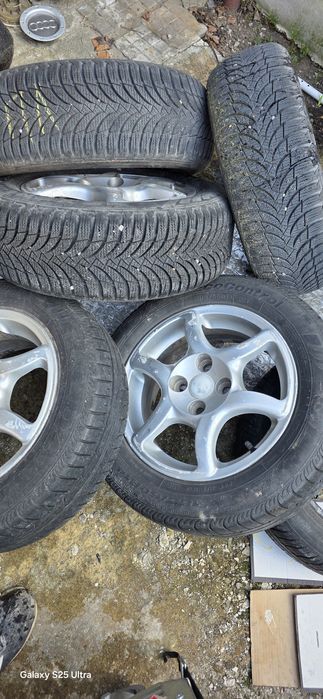 Оригйнални джанти за тойота ярис с гуми 4/100 междуболтово