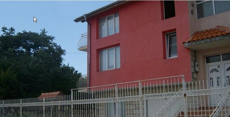 Продава се Къща в Каварна - 400 кв.м за 443 €/кв.м - Снимка #6