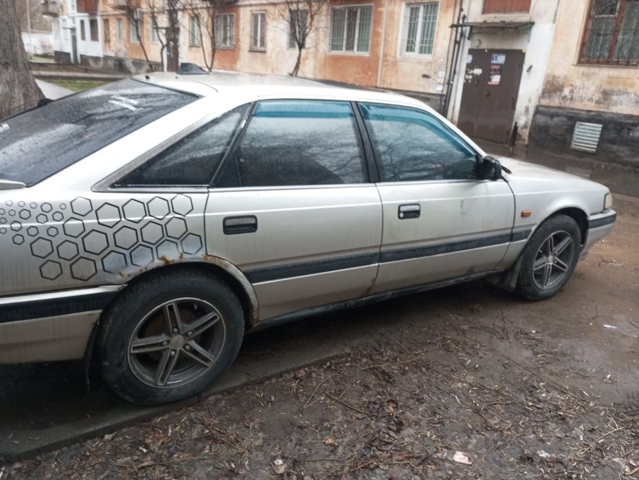 Продам мазду 626