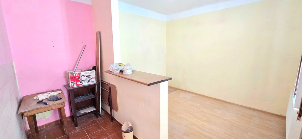 ULTRACENTRAL! Proprietar vand apartament 2 camere, decomandat, în casa interbelica UMF - Independentei - Filarmonica