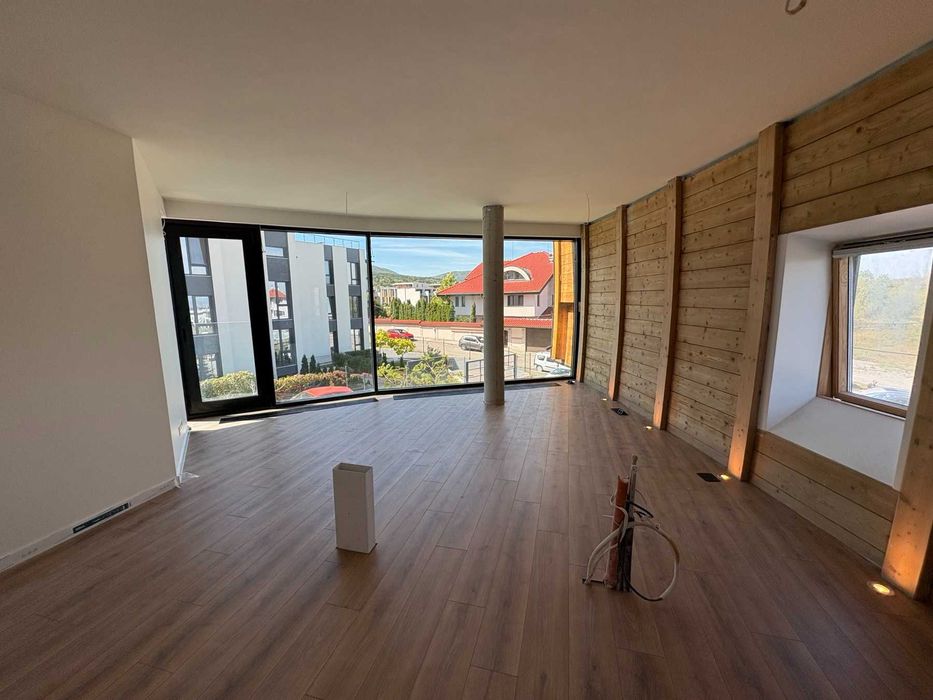 Продава се Тристаен апартамент в София, м-т Гърдова глава - 100 кв.м за 2700 €/кв.м - Снимка #1