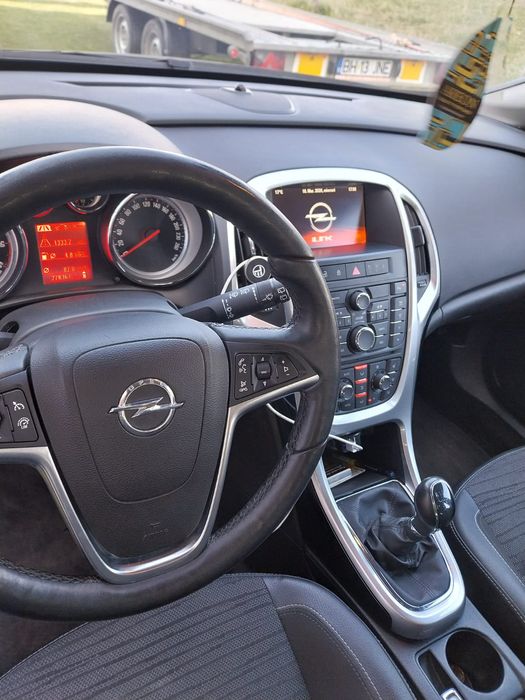 Opel Astra J 1.6 diesel euro 6 an 2015