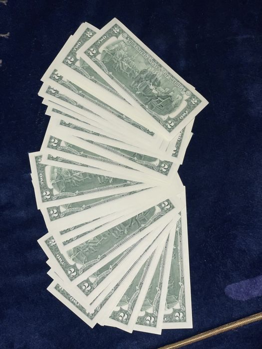 Dollar Kupyuralari. Iphone 17 pro max obmen