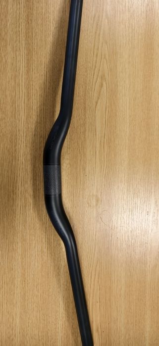 Карбоново кормило Simplon Tapered 20mm Rise 31.8x700mm Carbon Riser