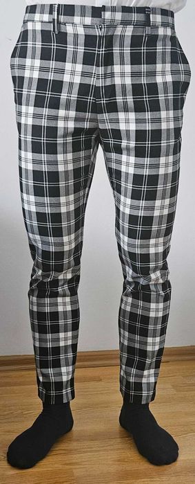 ZARA Pantaloni chino Barbati