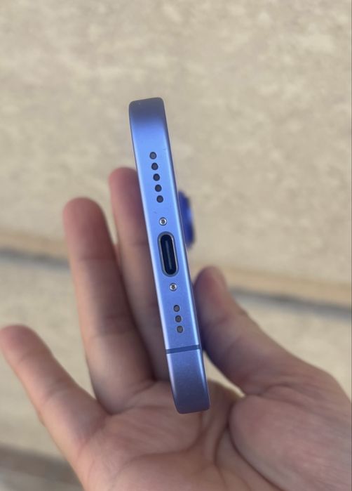 iPhone 16. 256GB