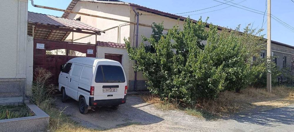 Сдается дом 6 соток своя. В Бектемировском районе. Без посредников.