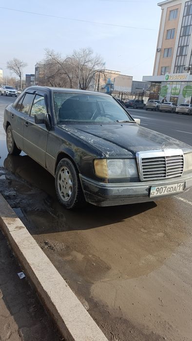 Мерседес бенз 2,3