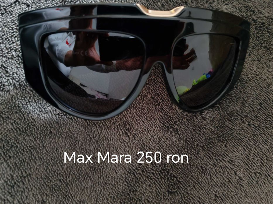 Ochelari de soare noi