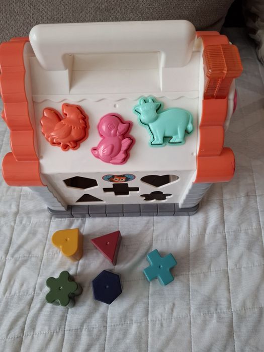 Музикална къща Hola пияно и книжка