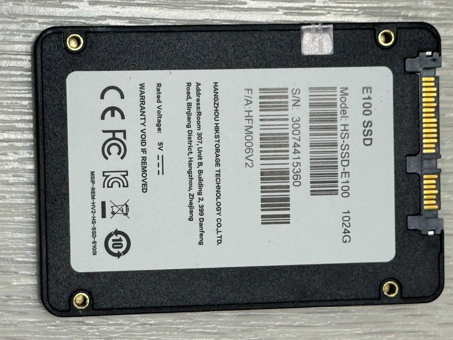 Жесткий диск SSD 1024 ГБ 2.5" SATA Hikvision E100