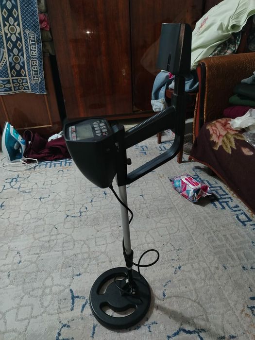 Продается металлоискатель