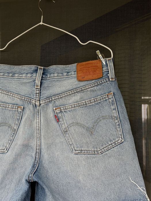 Дамски къси панталони LEVI'S (Premium 501) - размер 28, Отлично състояние