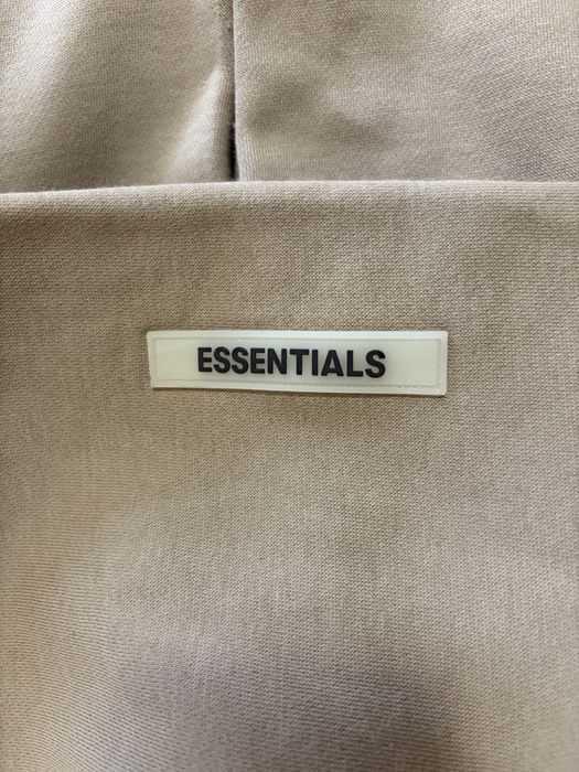 Hoodie на Essentials