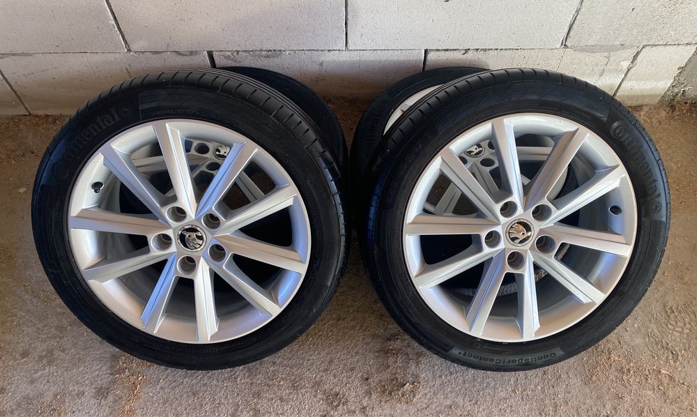 Jante R17 Skoda Anvelope 225/45 Vara Profil foarte bun