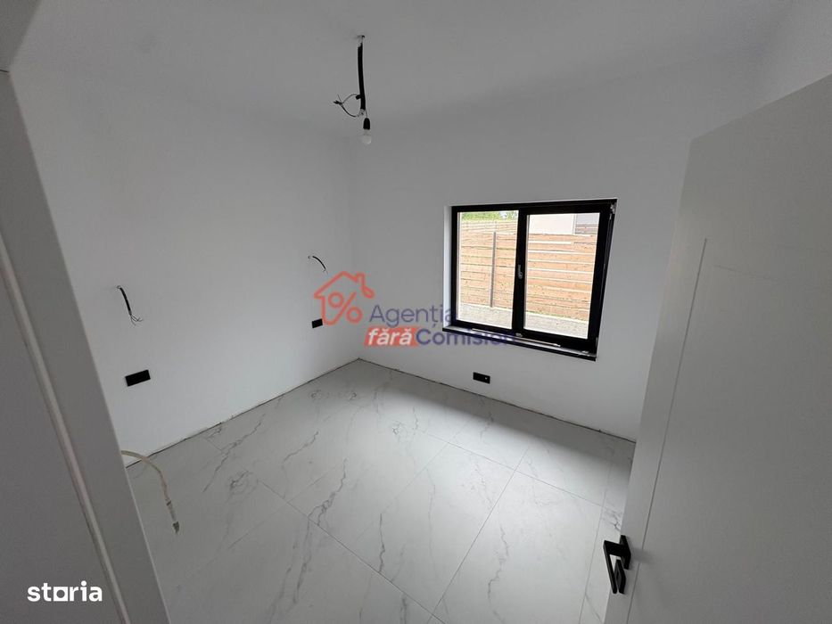 Casa la sol, 80mp, MIroslava-Voinesti, 145000euro