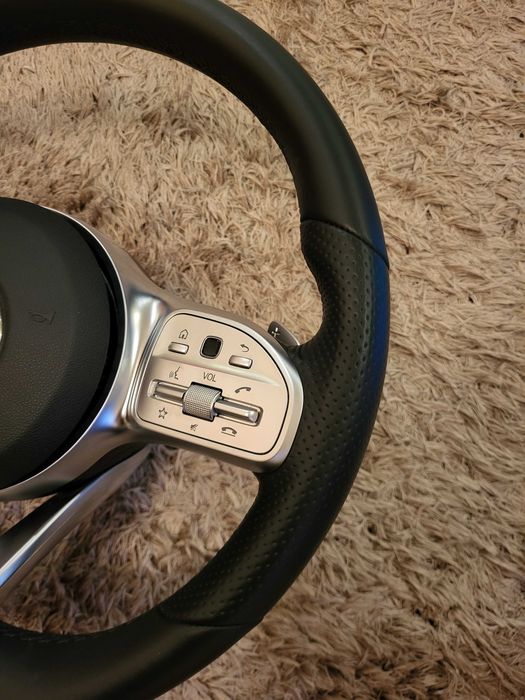 Оригинален волан AMG