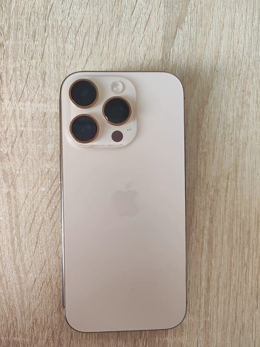 Продам IPhone 16 pro
