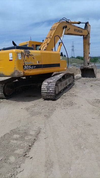 Услуги гусеничного эксковатором Hundai 305