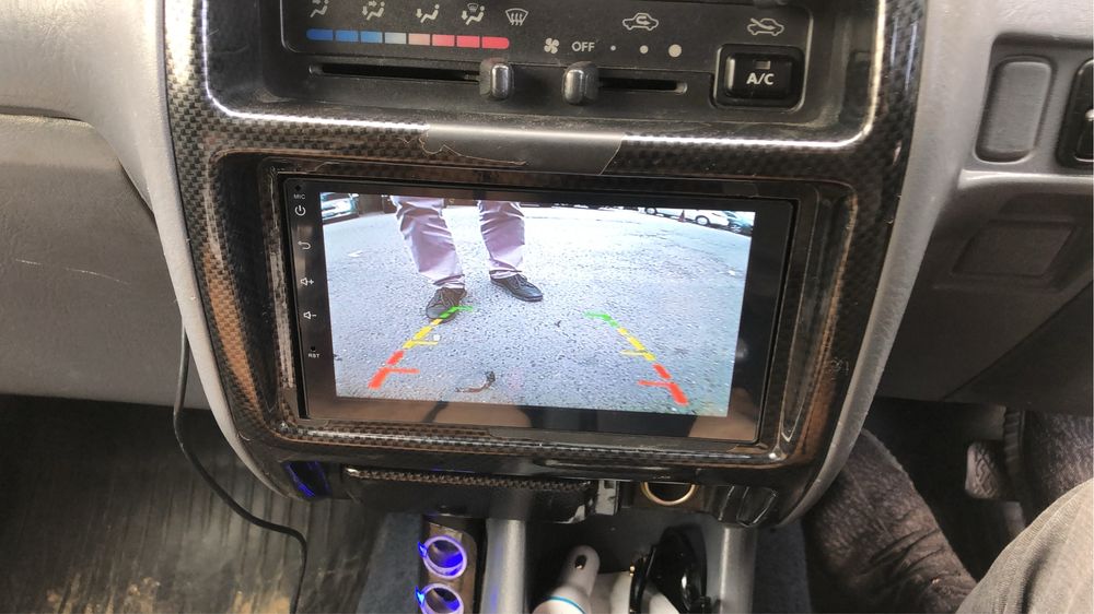 Установка  автомагнитол